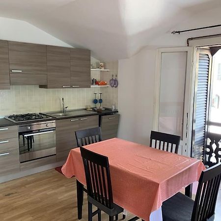 Casa Rino: Vacanze In Casetta...... 동고 외부 사진