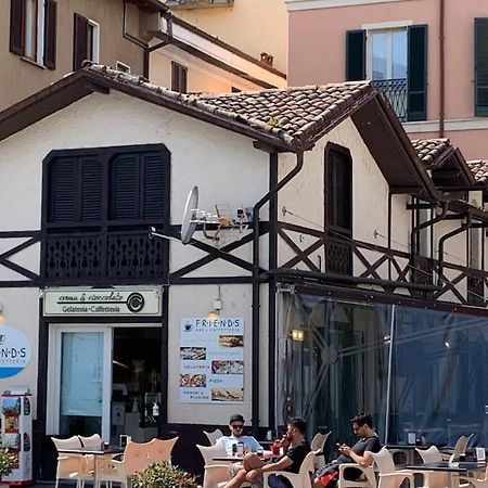 Casa Rino: Vacanze In Casetta...... 동고 외부 사진